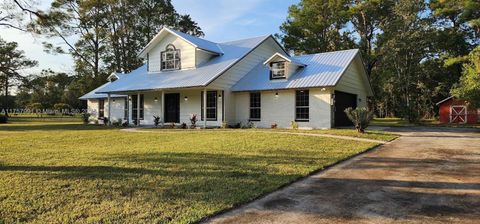 A home in Palatka