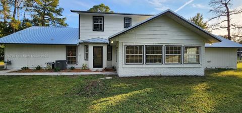 A home in Palatka
