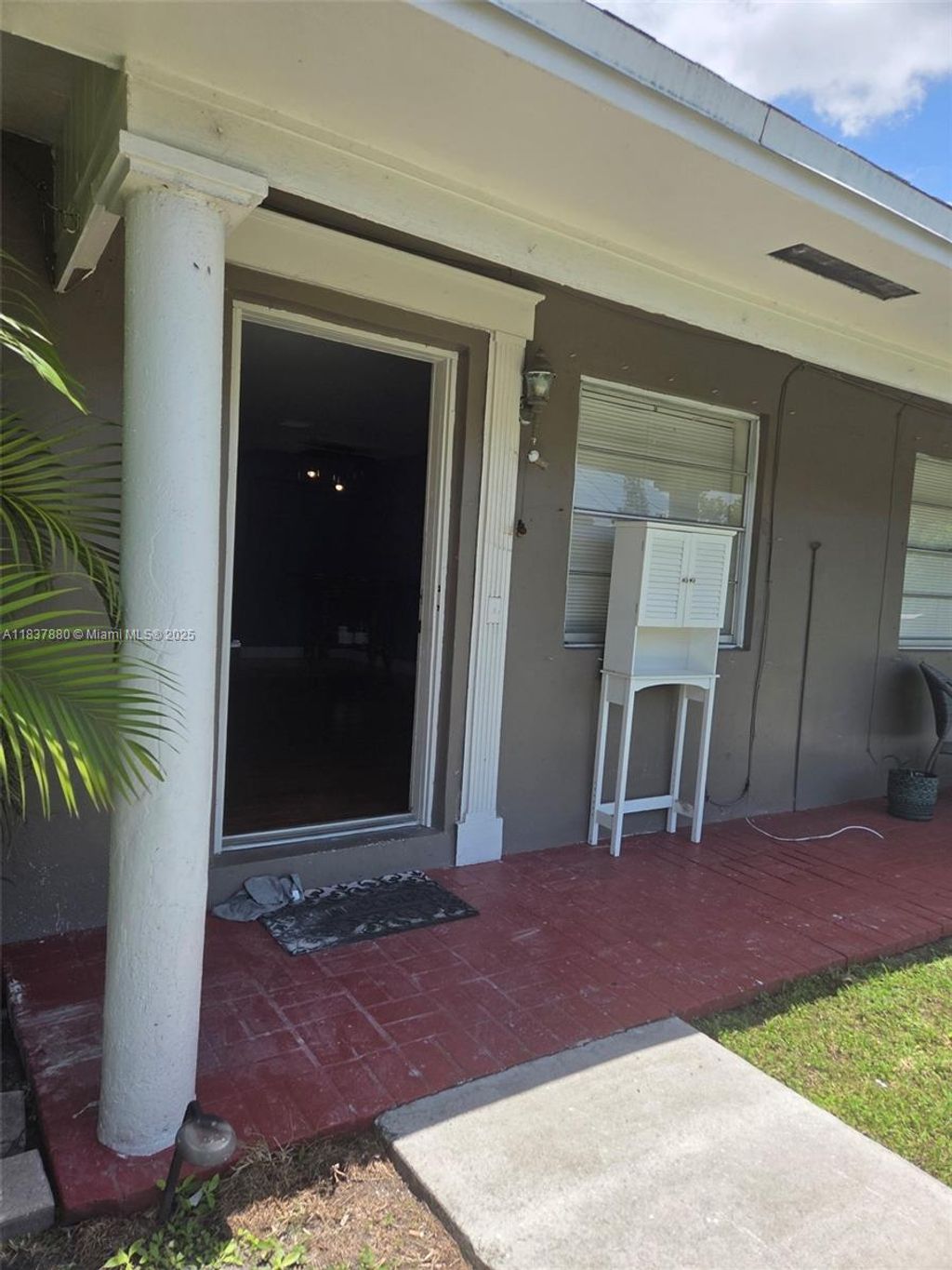 Photo of 6185 SW 43rd St #6185, Davie, FL 33314 (MLS # A11837880)