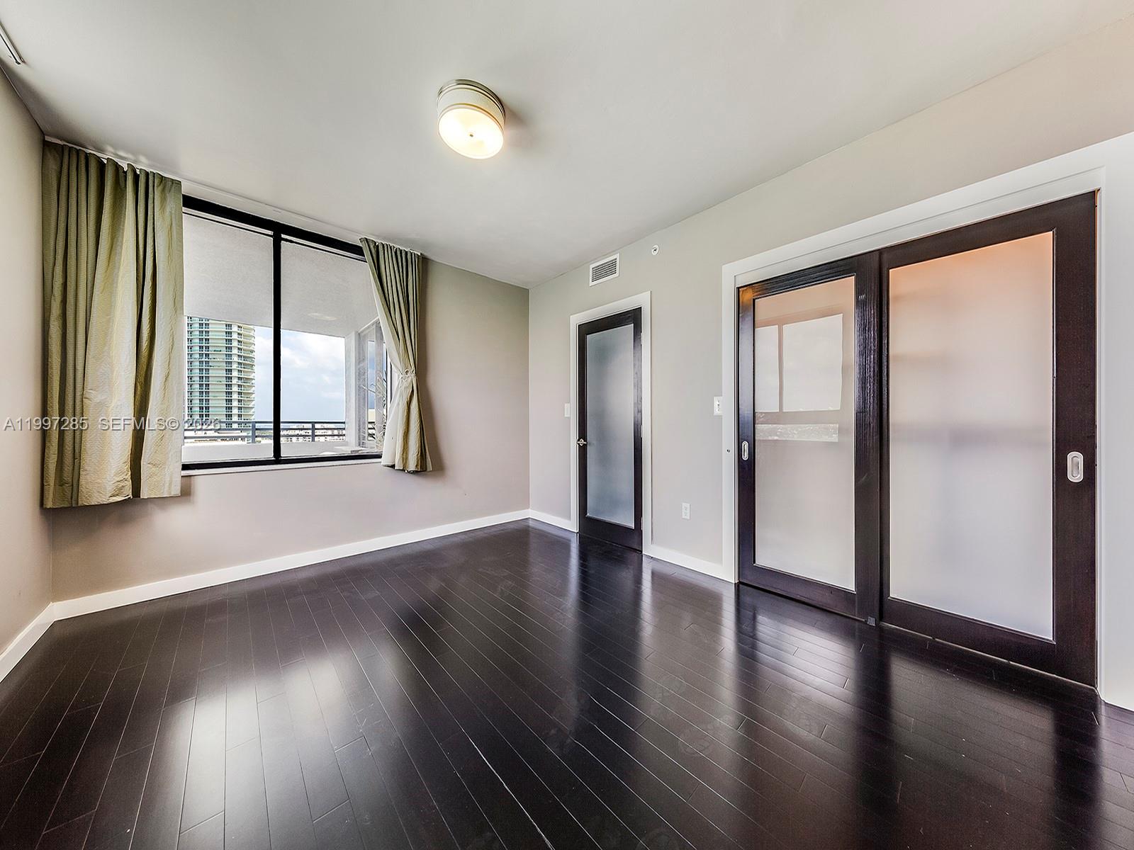 THE WAVERLY AT SOUTH BEAC - Residential Lease