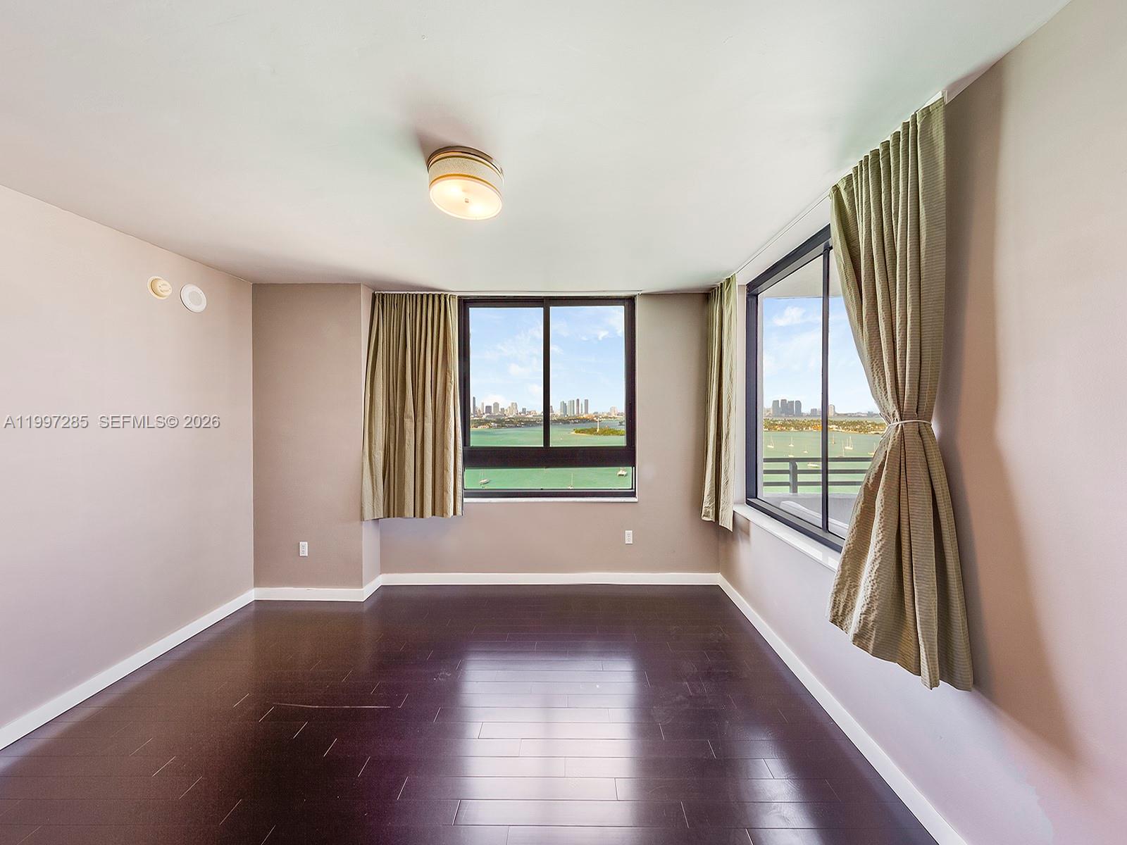 THE WAVERLY AT SOUTH BEAC - Residential Lease