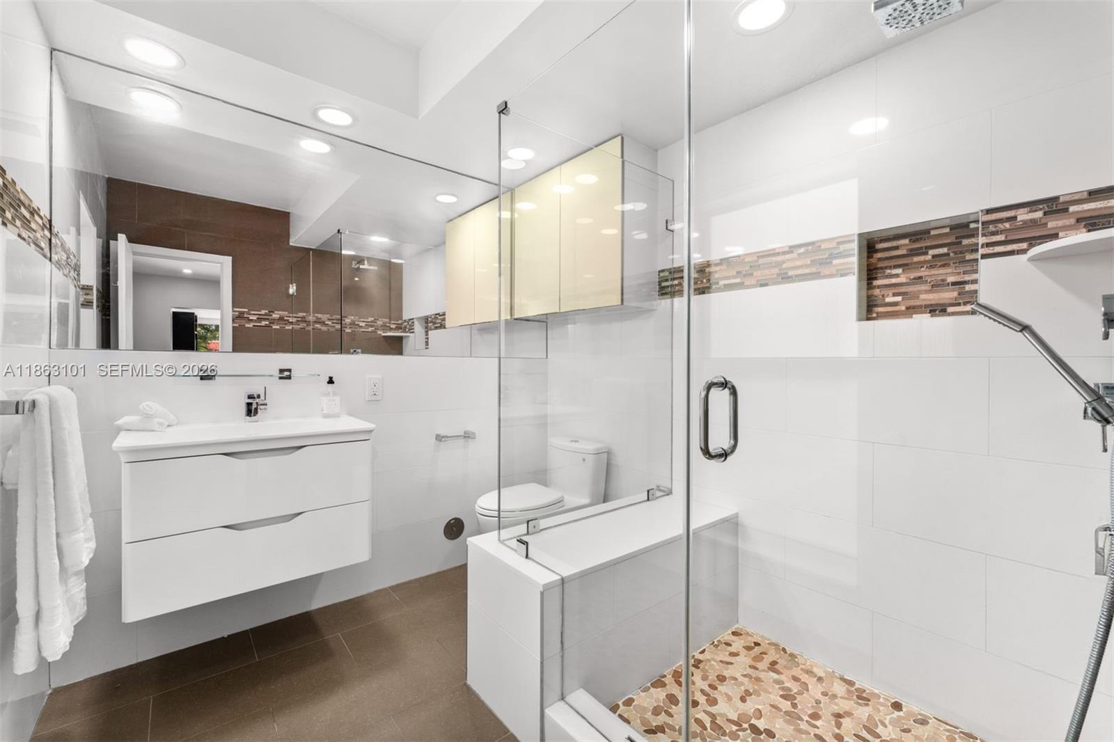 BISCAYNE POINT - Residential