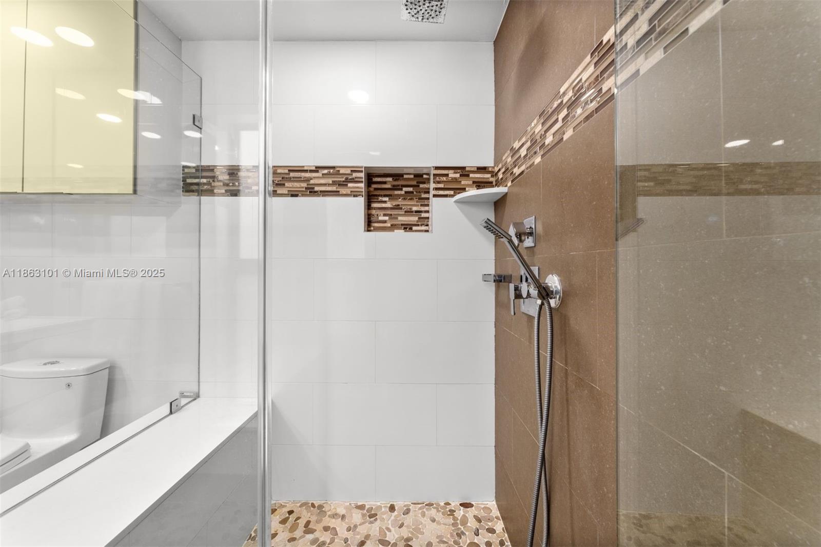 BISCAYNE POINT - Residential