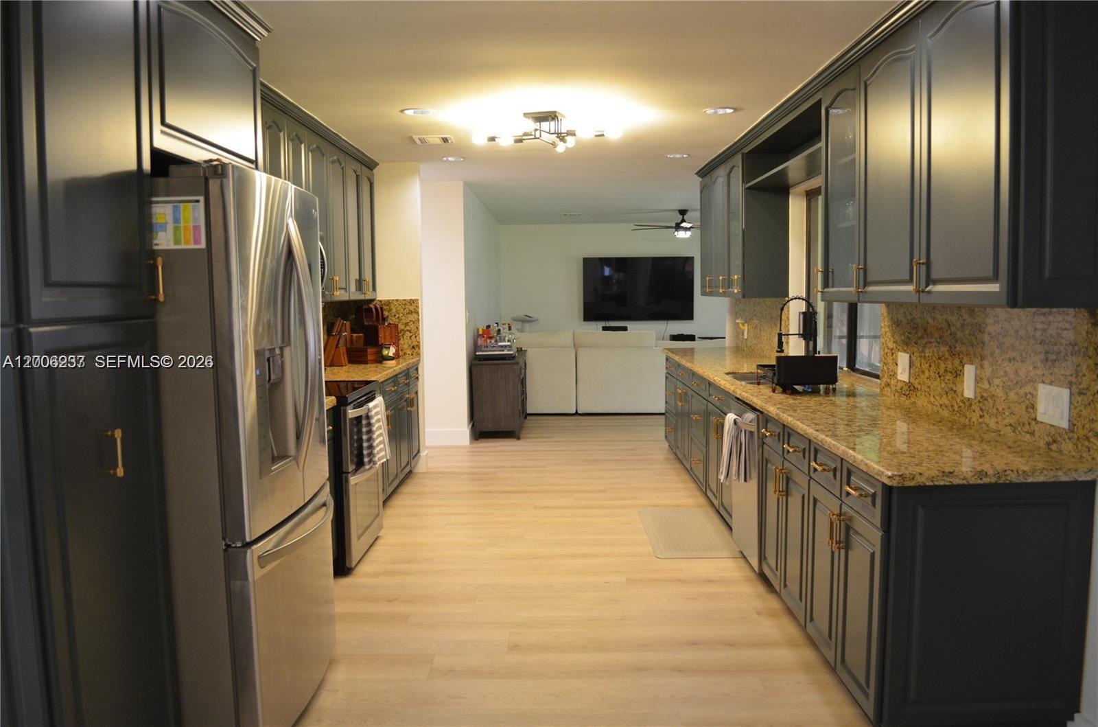 MARCANO ESTATES - Residential