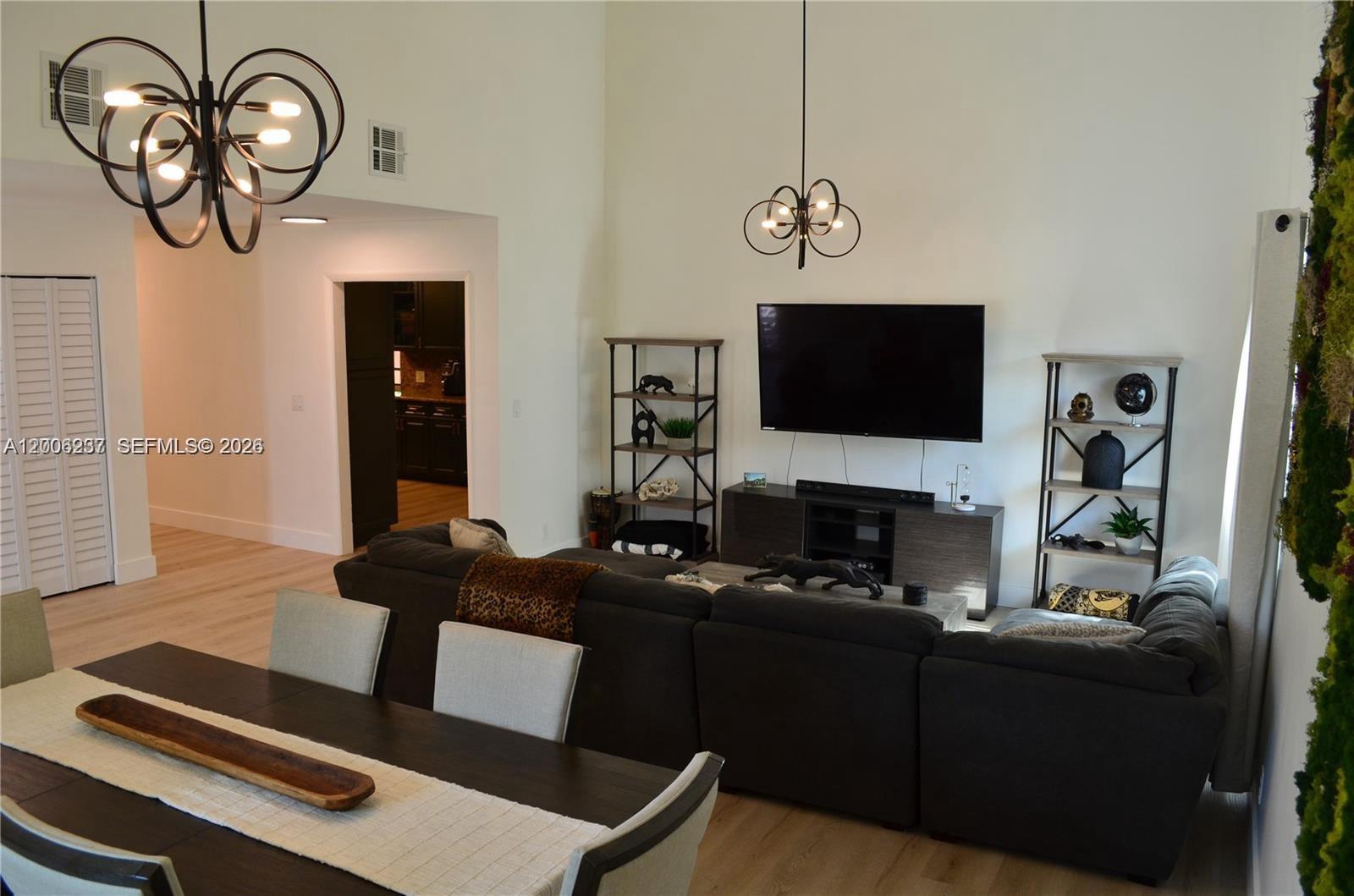 MARCANO ESTATES - Residential