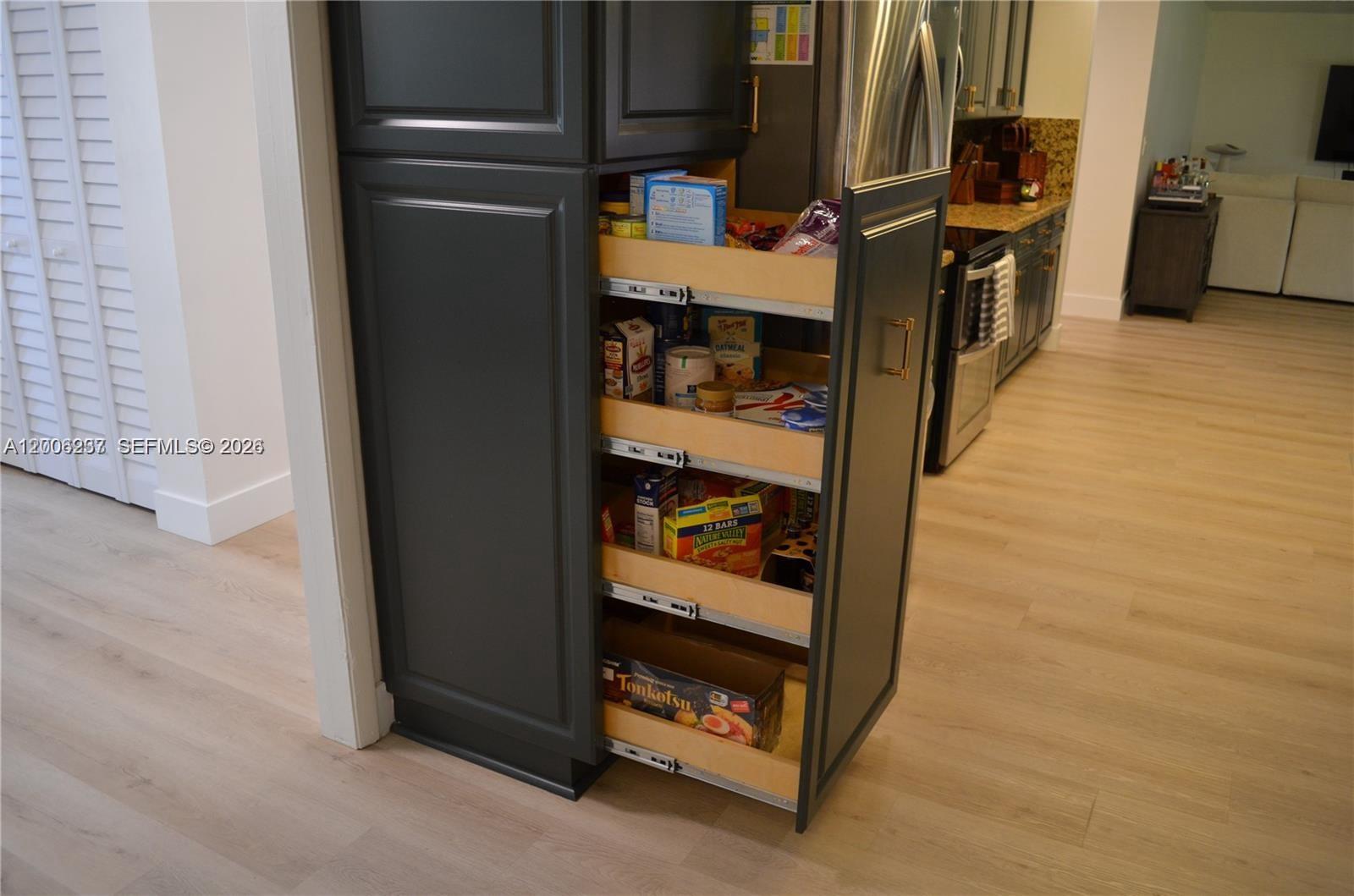 MARCANO ESTATES - Residential