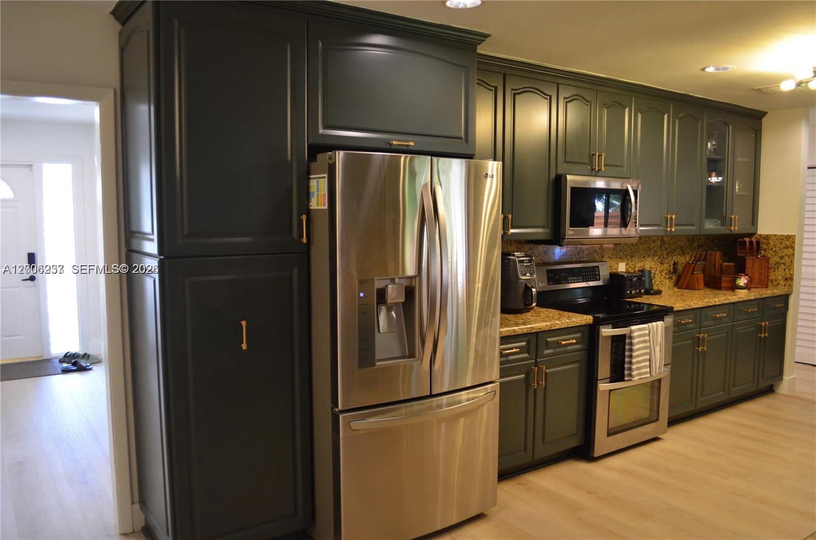 MARCANO ESTATES - Residential