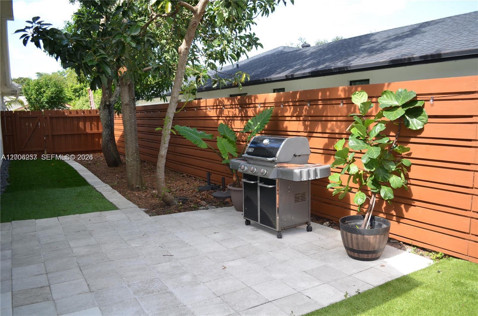 MARCANO ESTATES - Residential