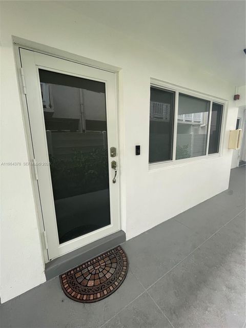 Photo of 926 Michigan Ave #3, Miami Beach, FL 33139 (MLS # A11984378)