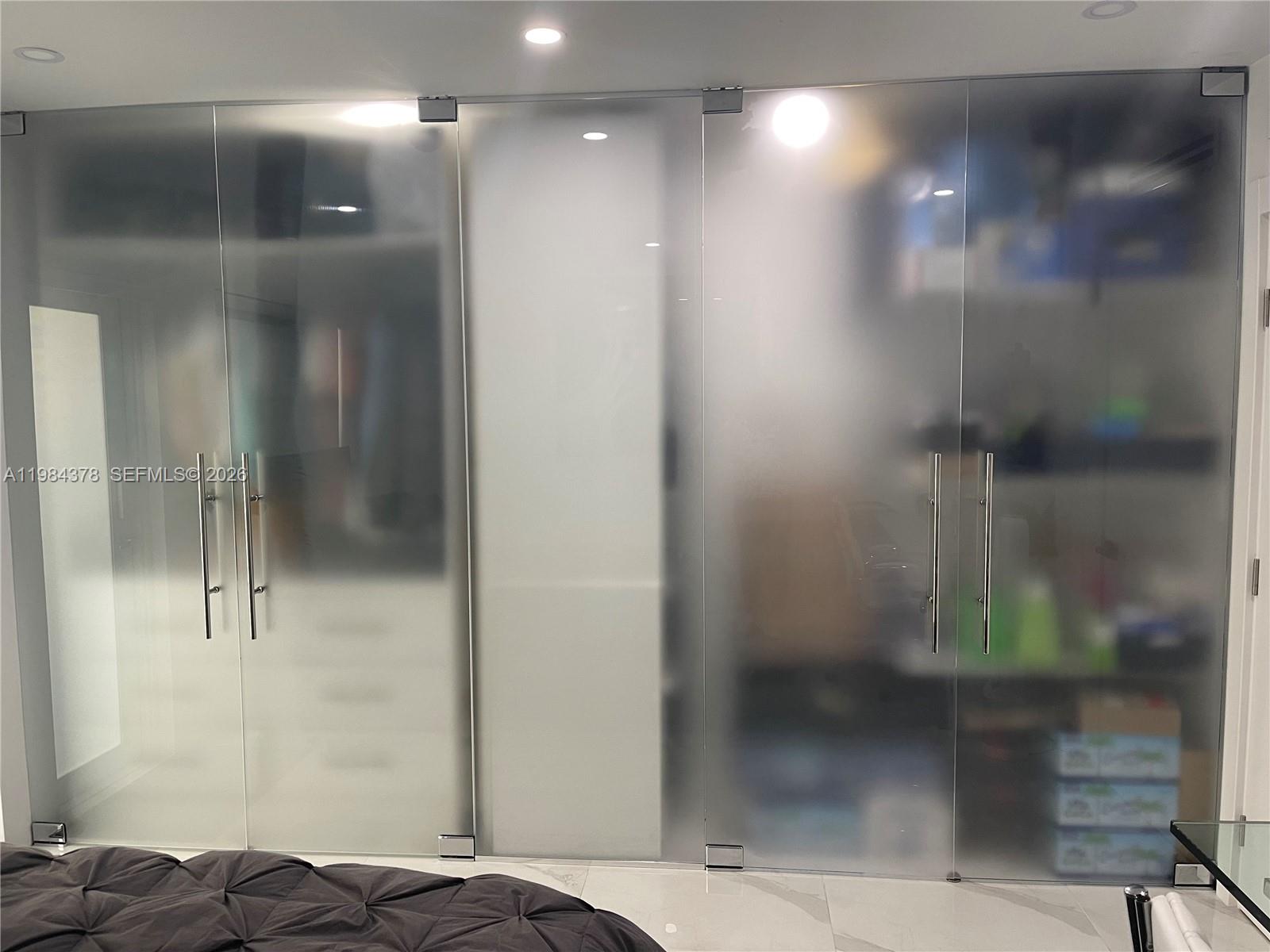 PLAZA CONDO - Residential