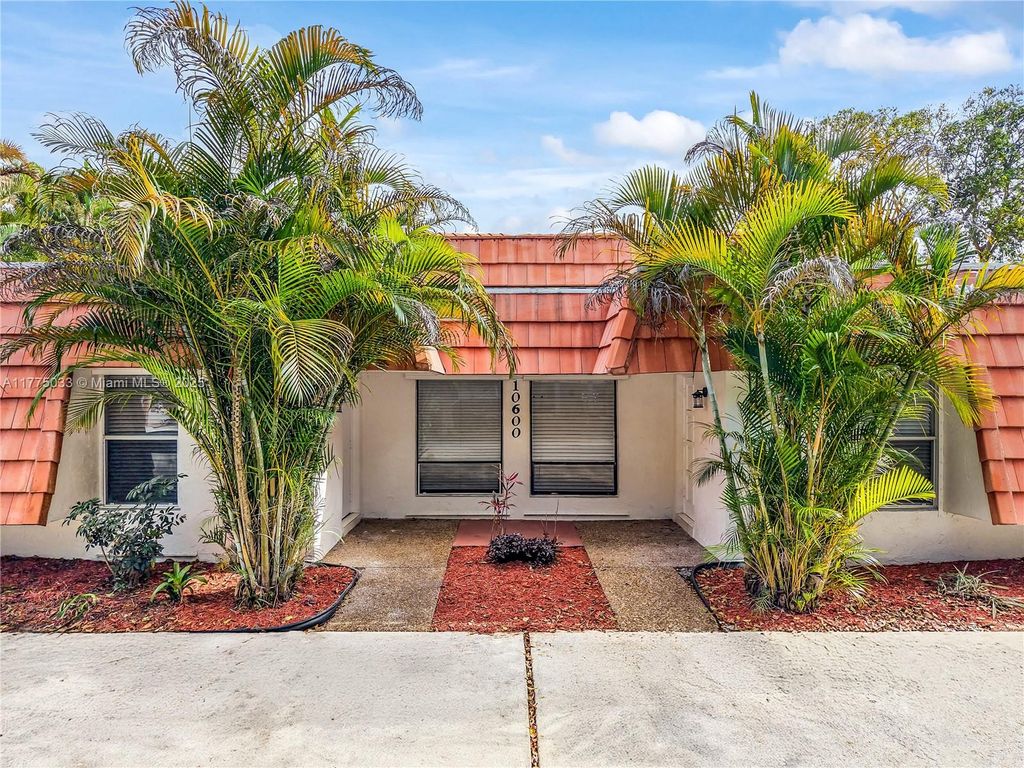Photo of 10600 NW 45th St #E, Coral Springs, FL 33065 (MLS # A11775033)
