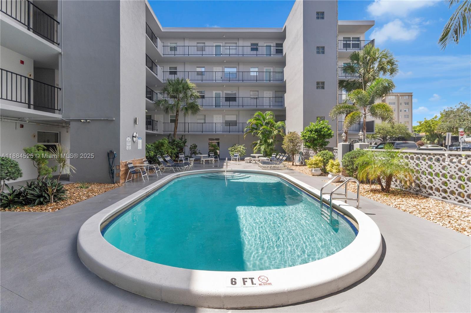 WINTER HAVEN TOWERS CONDO - Residential