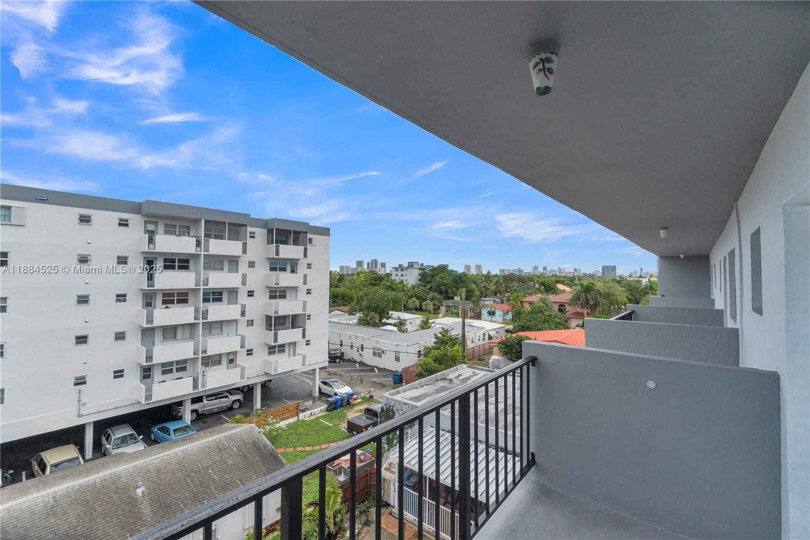 WINTER HAVEN TOWERS CONDO - Residential