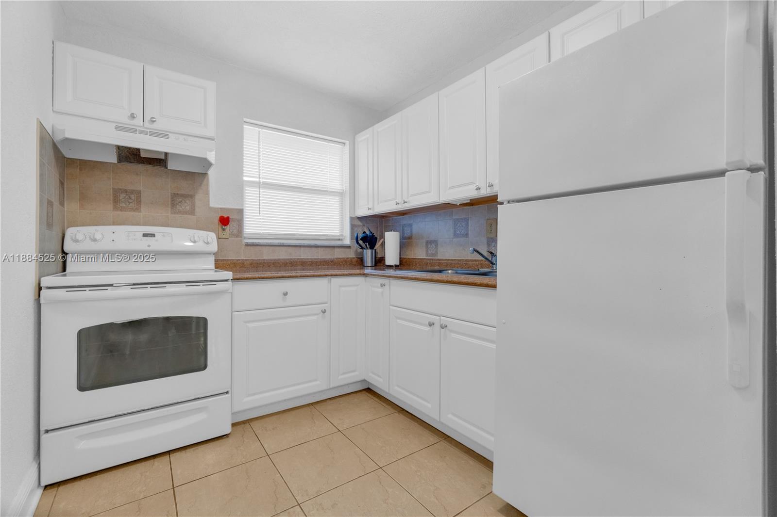WINTER HAVEN TOWERS CONDO - Residential