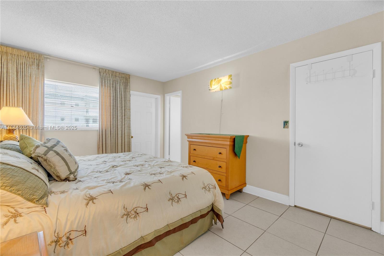 WINTER HAVEN TOWERS CONDO - Residential