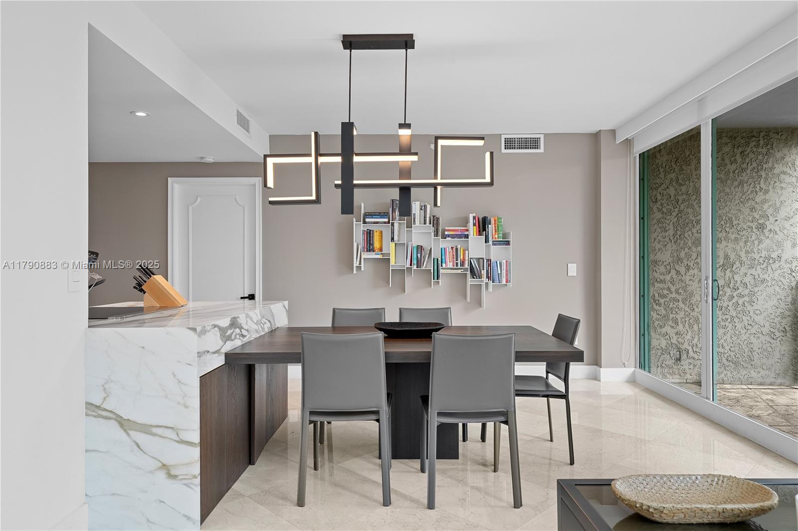 THE TOWER RESIDENCES COND - Residential Lease