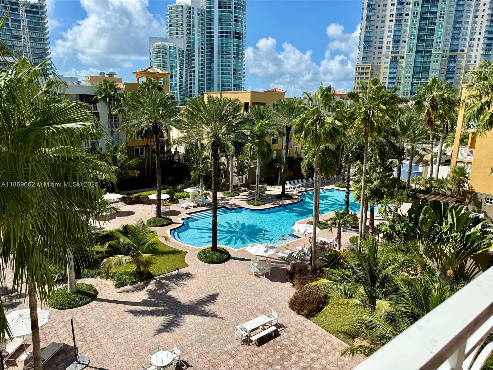 THE COURTS AT SOUTH BEACH - Residential Lease