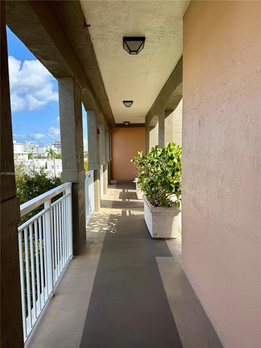 THE COURTS AT SOUTH BEACH - Residential Lease