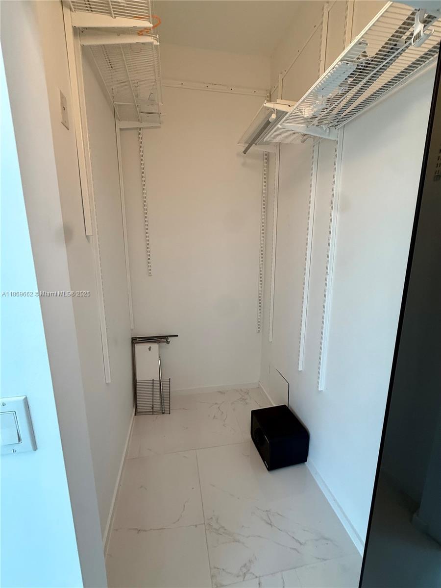 THE COURTS AT SOUTH BEACH - Residential Lease