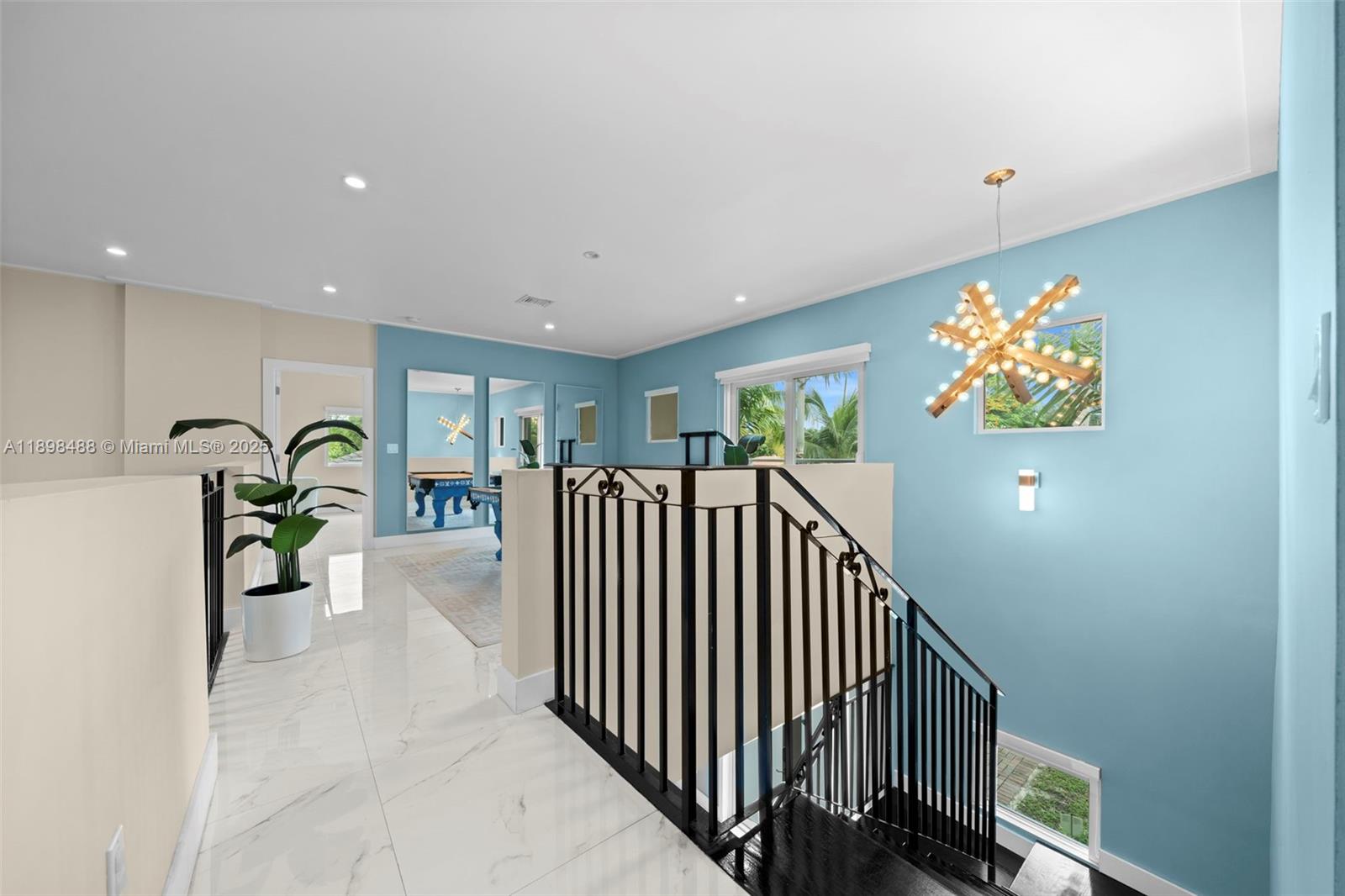 EAST SHENANDOAH - Residential