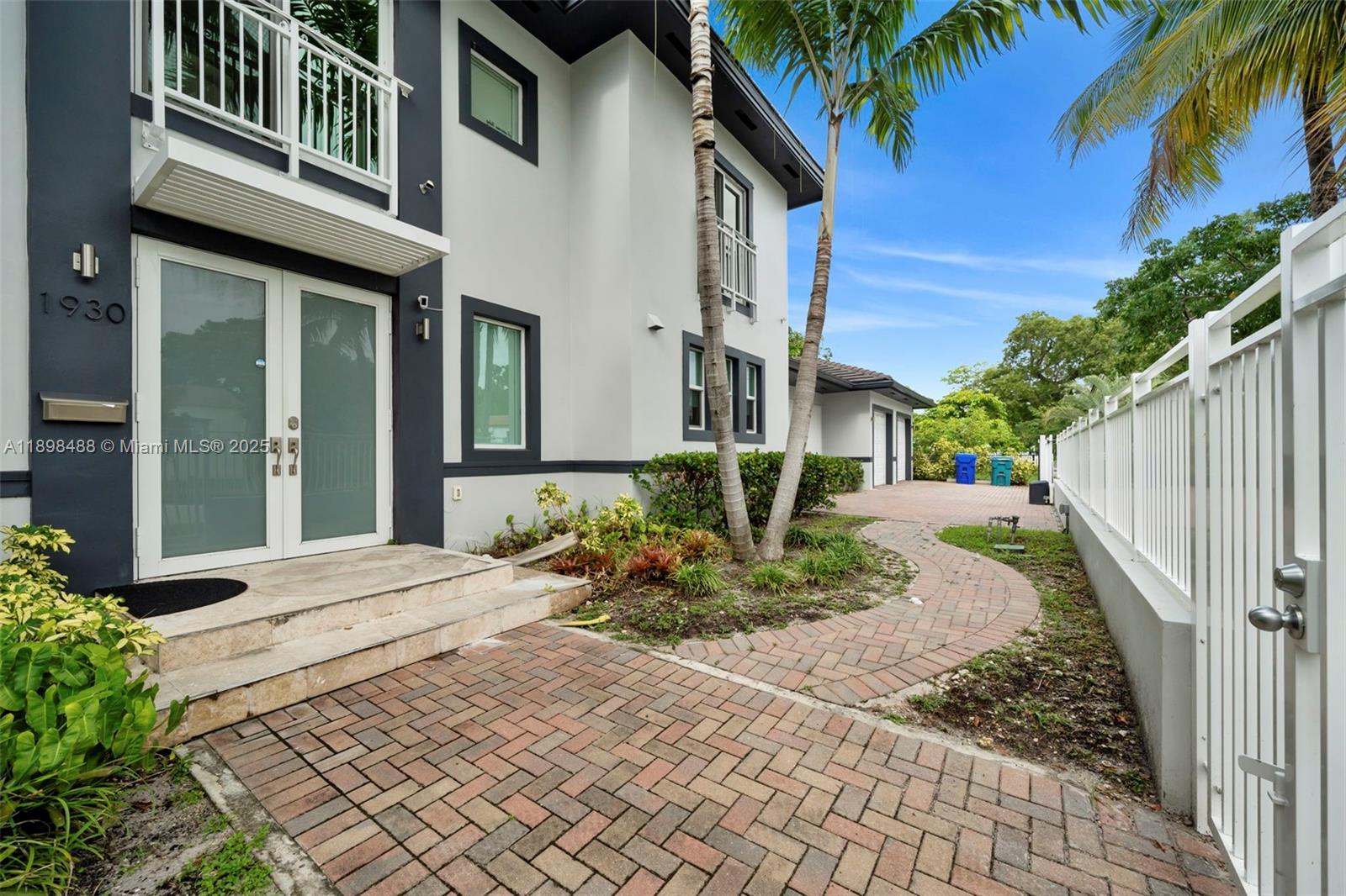 EAST SHENANDOAH - Residential