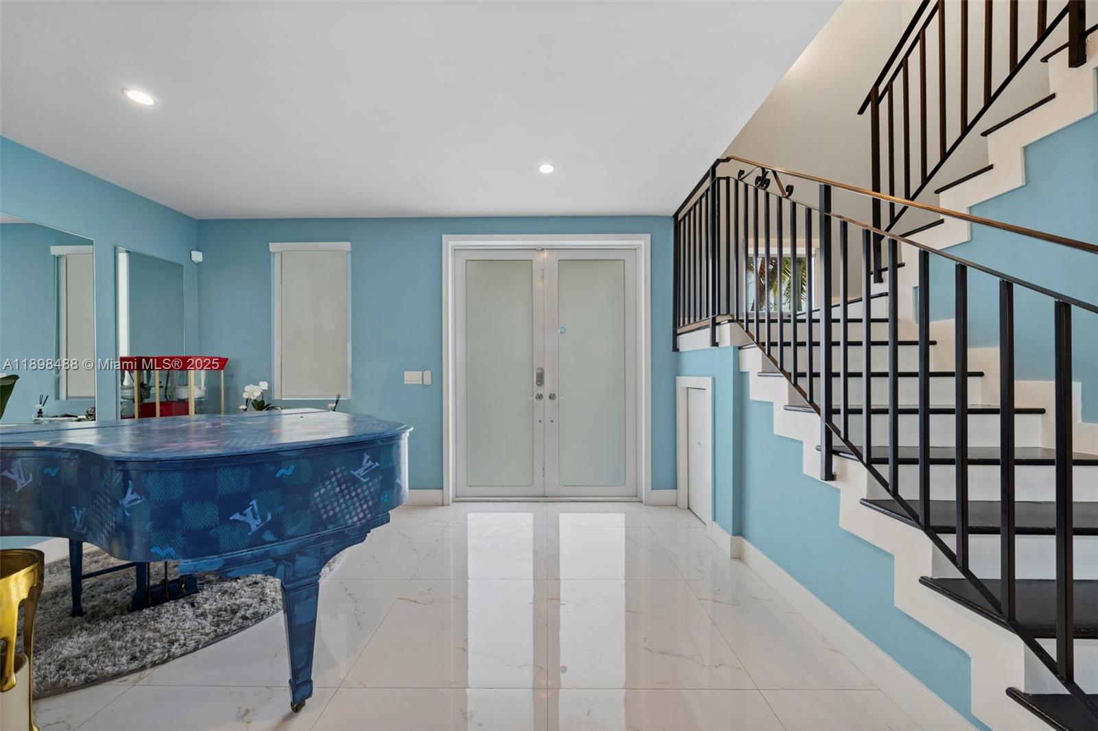 EAST SHENANDOAH - Residential