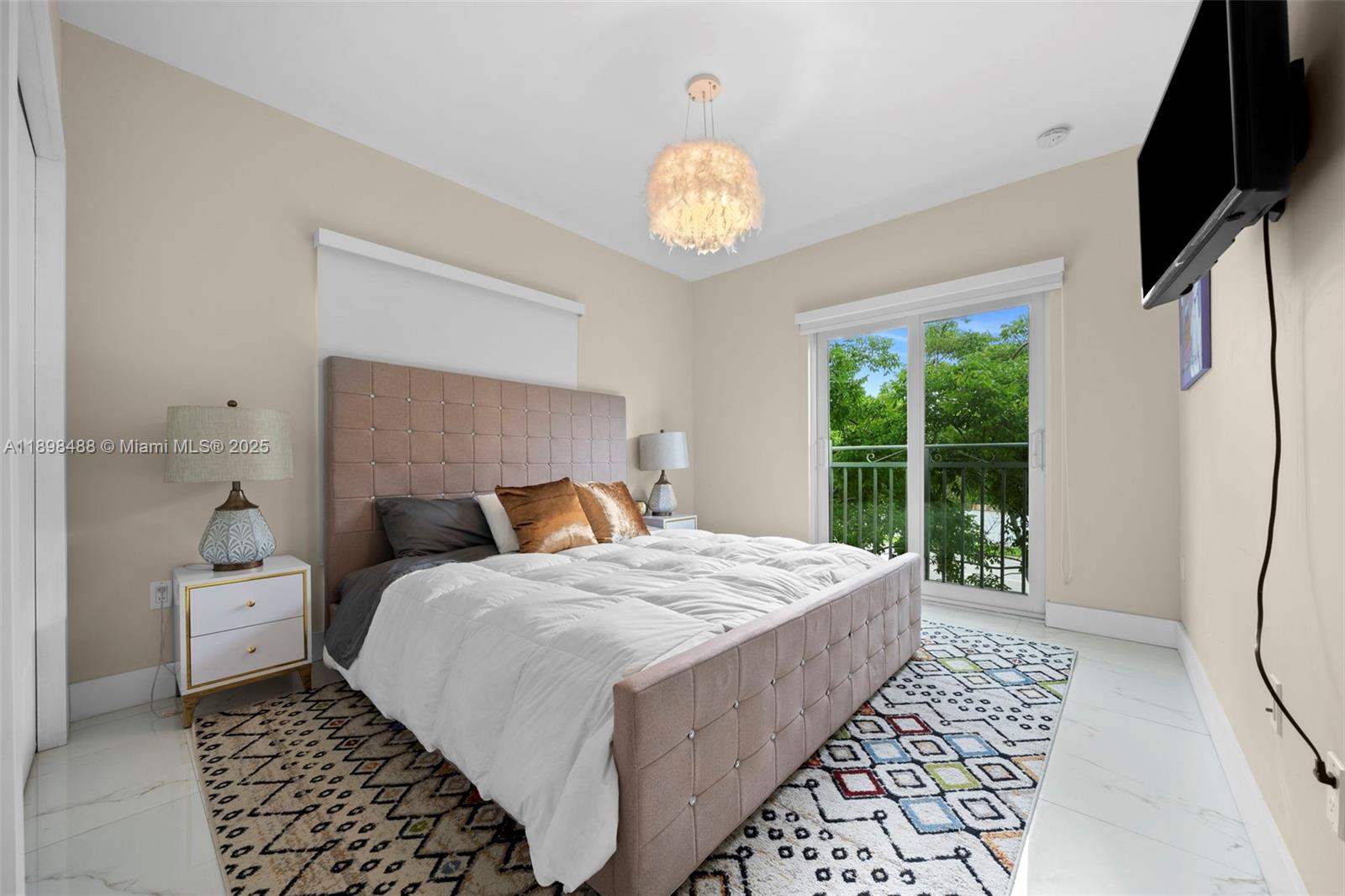 EAST SHENANDOAH - Residential