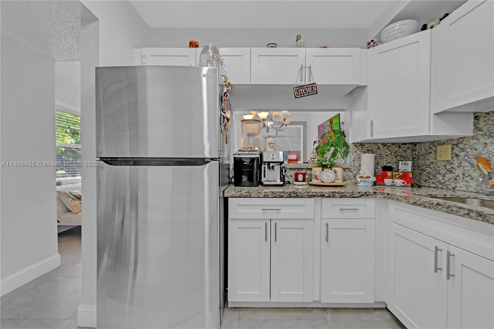 HERITAGE SQUARE CONDO - Residential