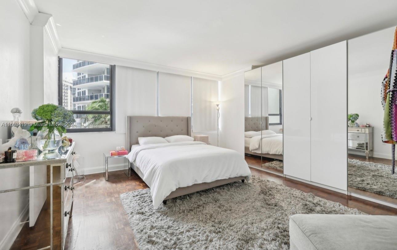 10205 Collins Ave 204