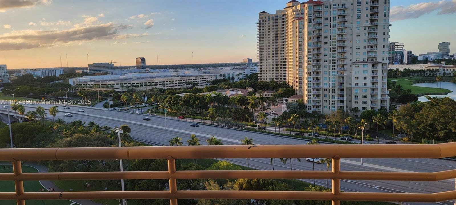 PARC CENTRAL AVENTURA SOU - Residential