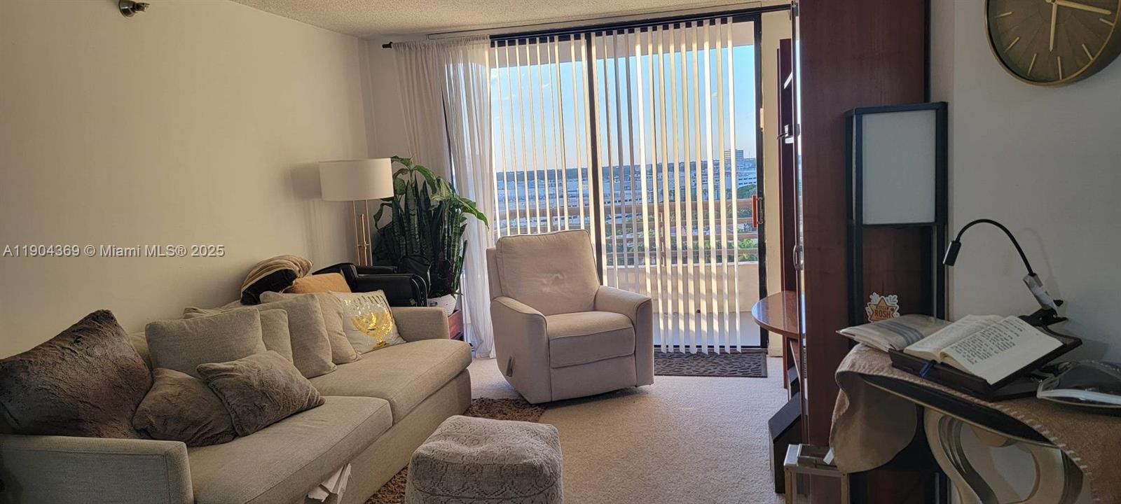 3300 NE 191st St 1403