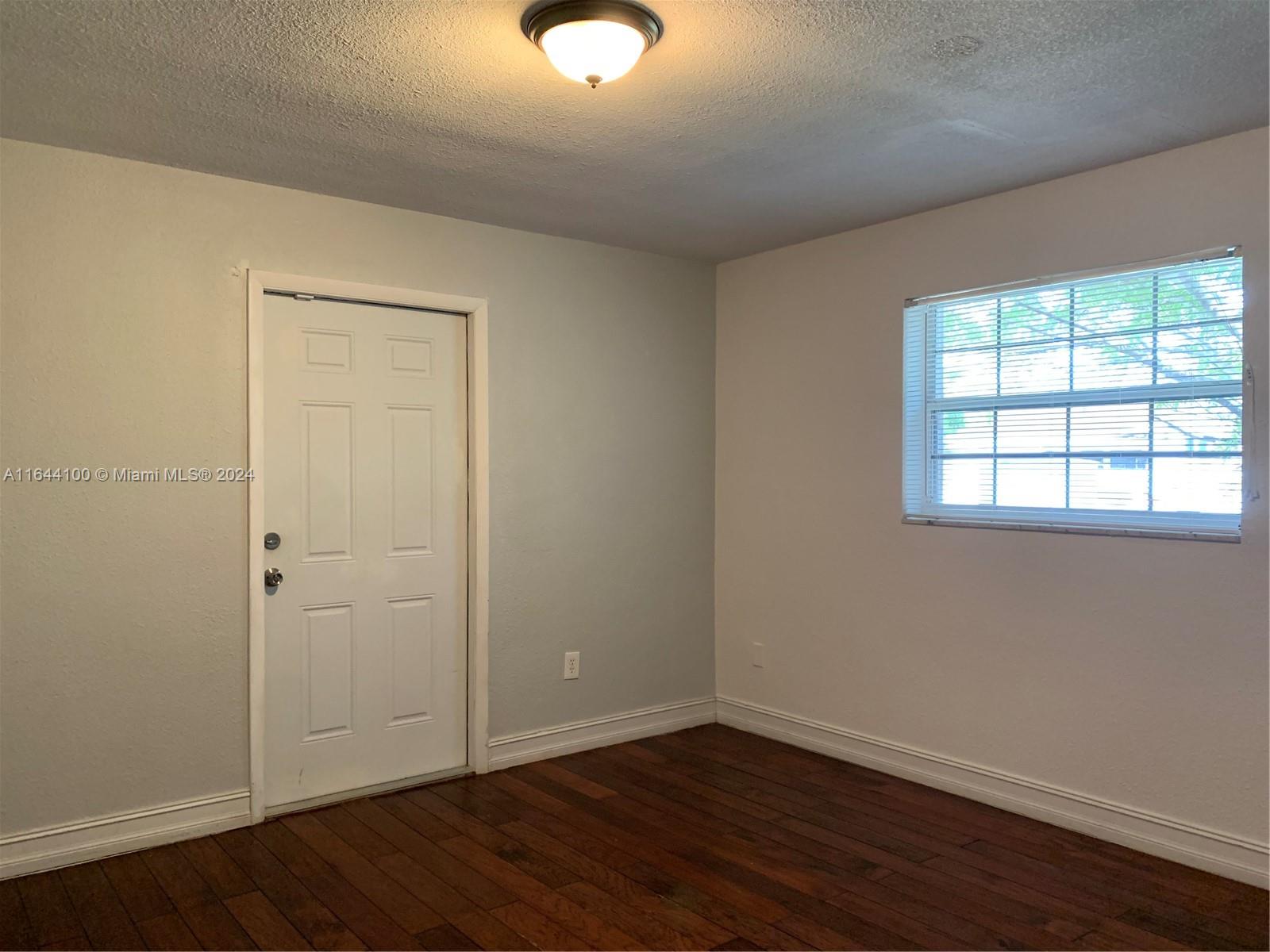 SWEETWATER GOLF COURSE TO - Residential Lease