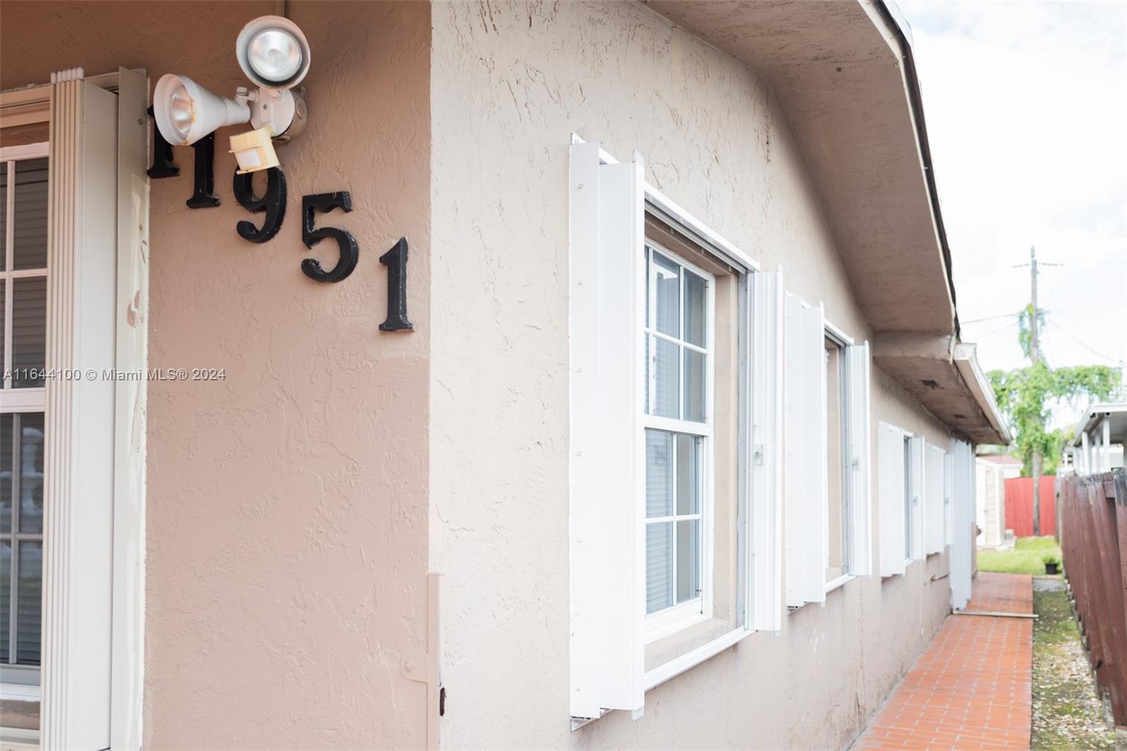 SWEETWATER GOLF COURSE TO - Residential Lease