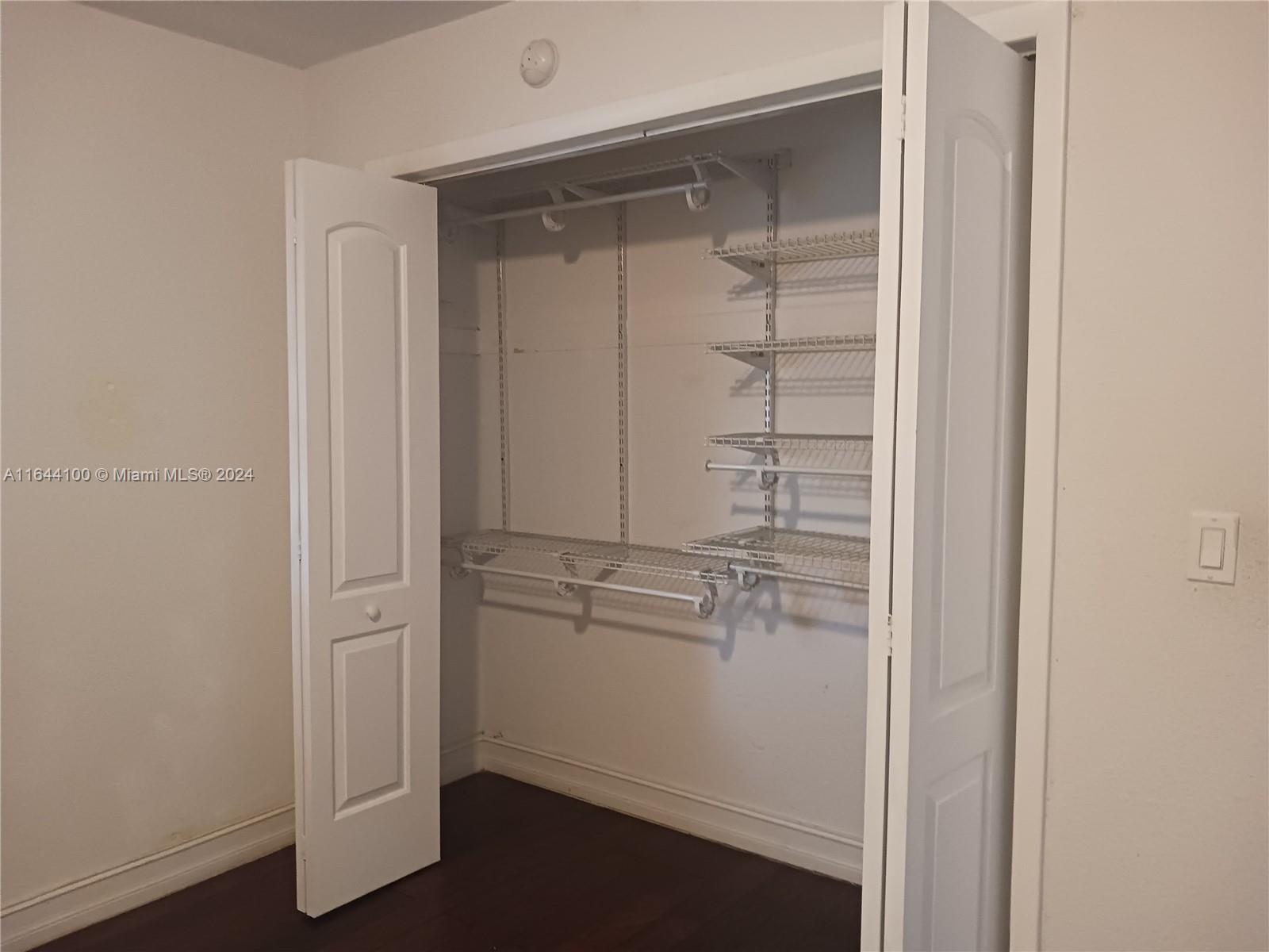 SWEETWATER GOLF COURSE TO - Residential Lease