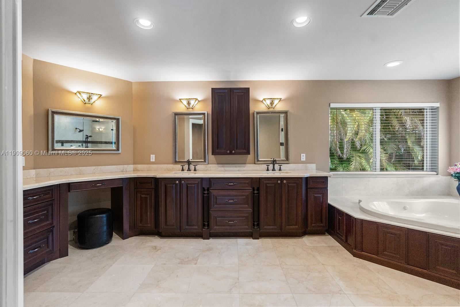 HALLMARK HEIGHTS ESTATES - Residential