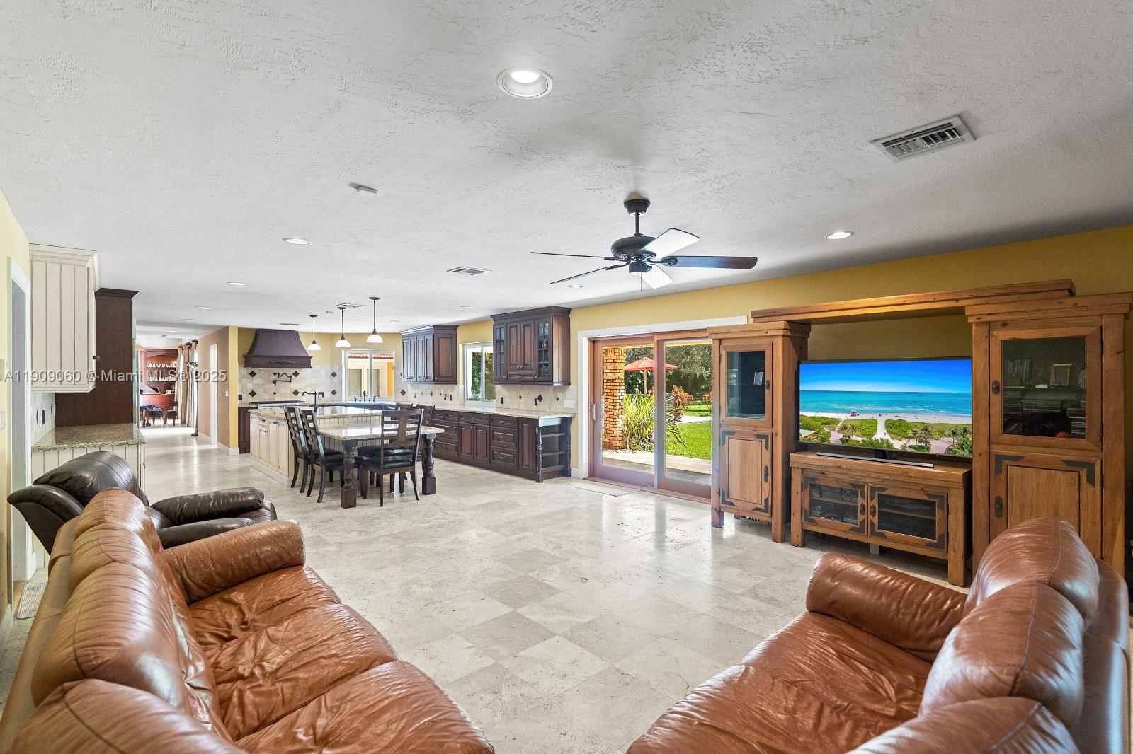 HALLMARK HEIGHTS ESTATES - Residential