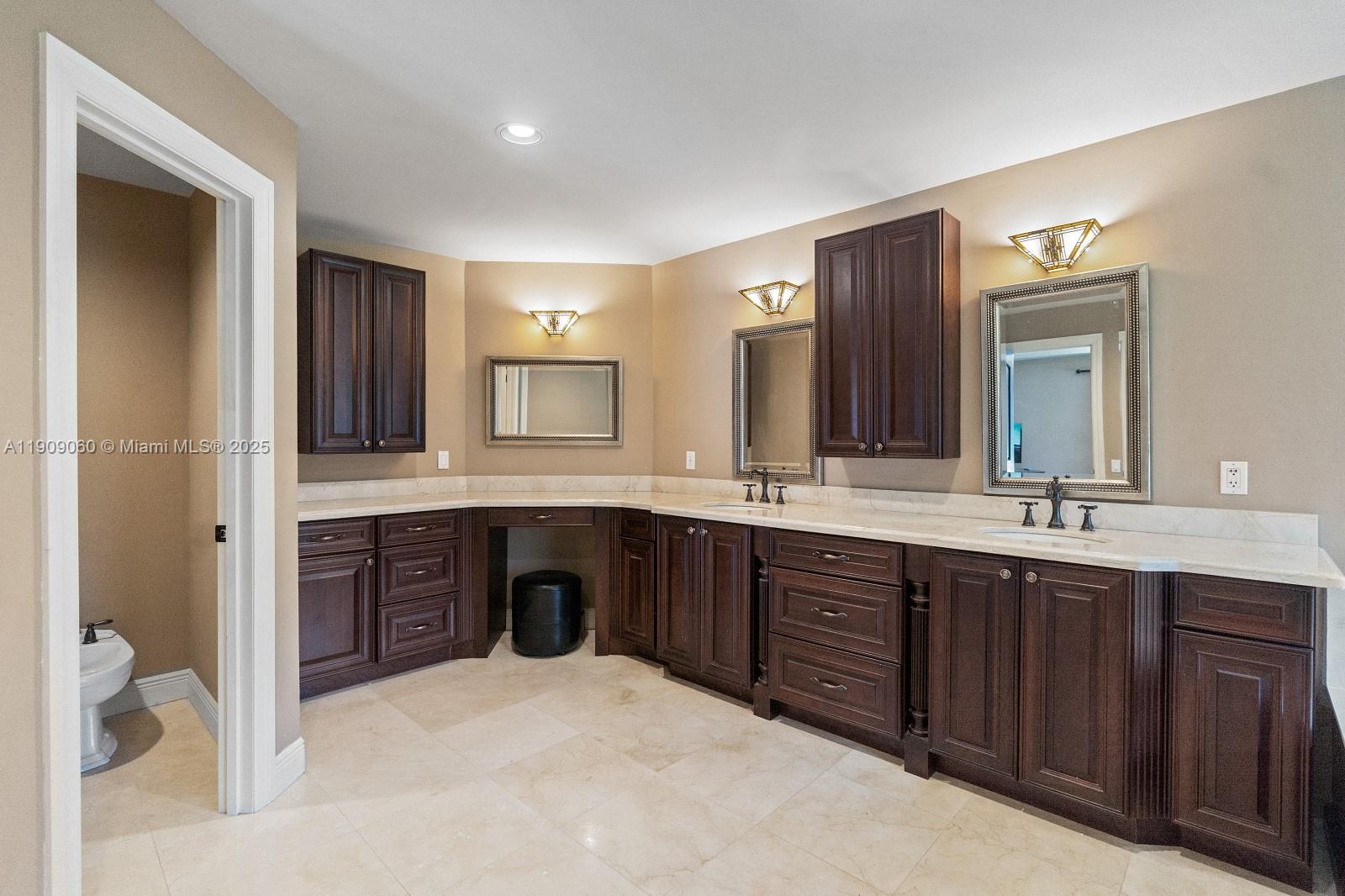 HALLMARK HEIGHTS ESTATES - Residential