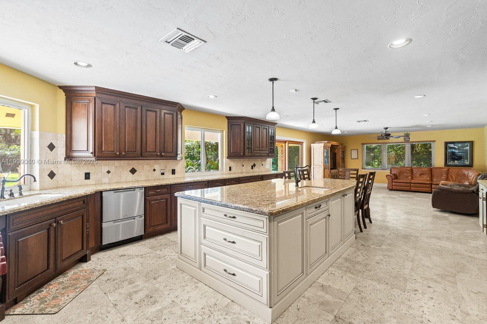 HALLMARK HEIGHTS ESTATES - Residential