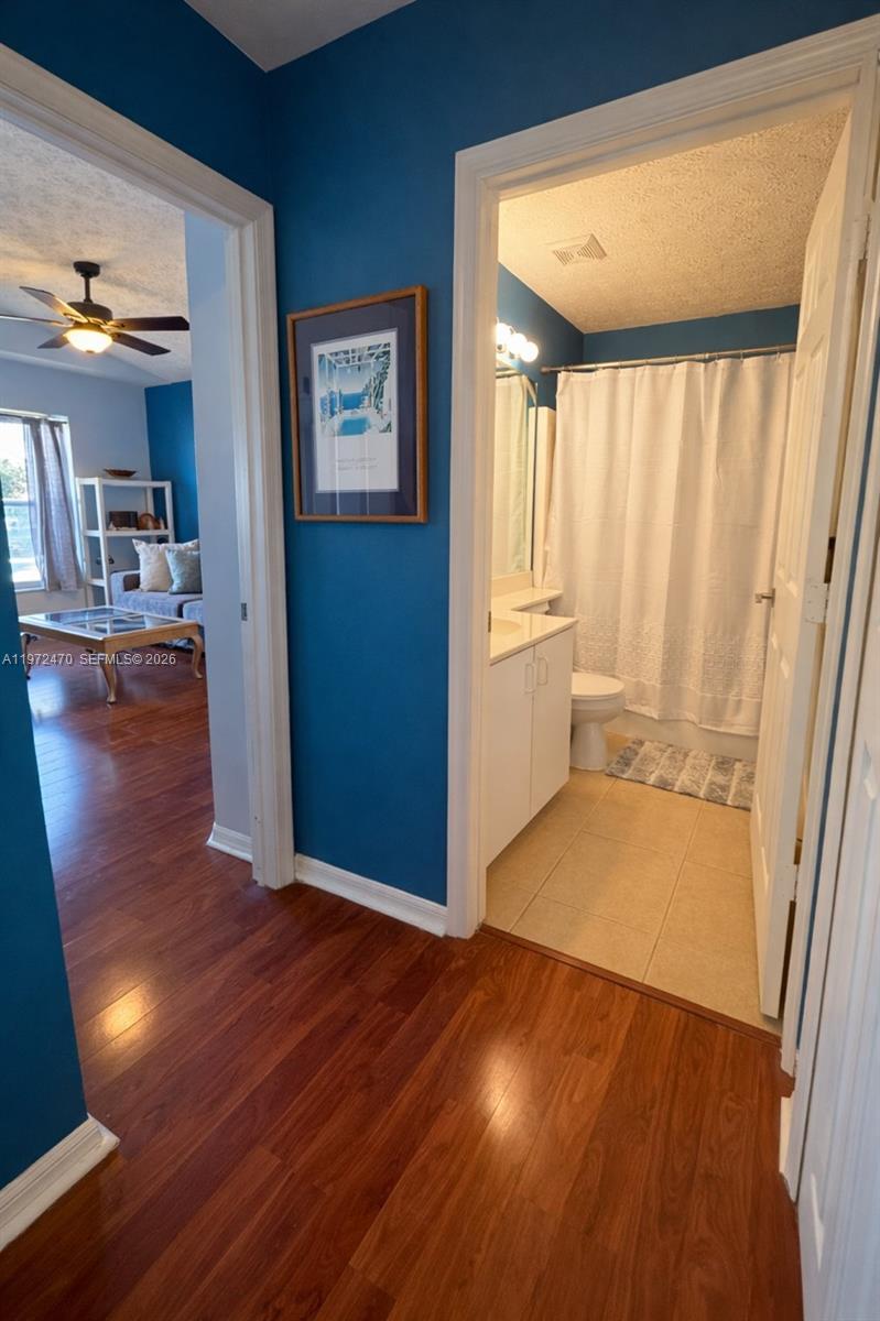 SPANISH LAKES FAIRWAYS NE - Residential