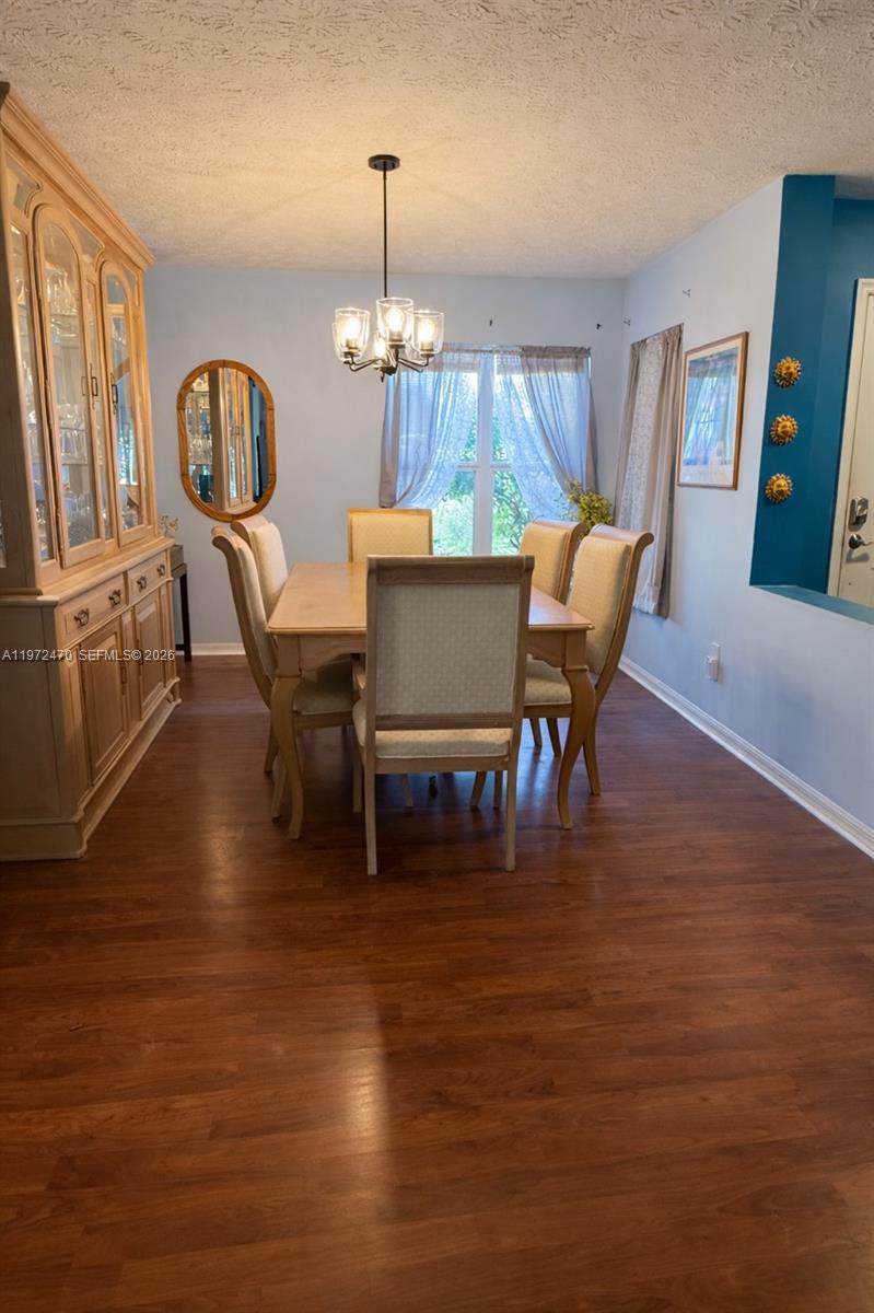 SPANISH LAKES FAIRWAYS NE - Residential