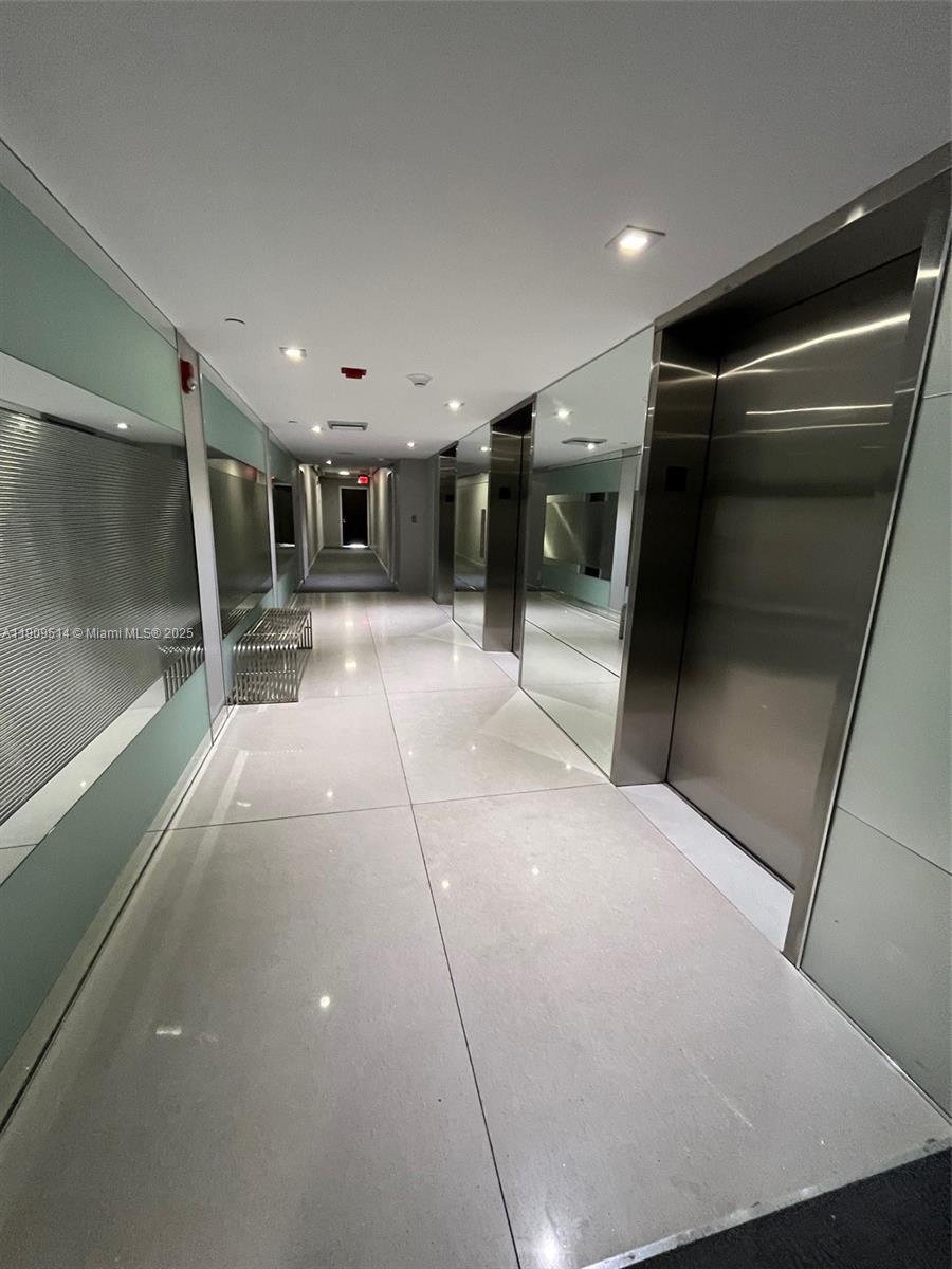 CORONADO CONDO- TOWER II - Residential