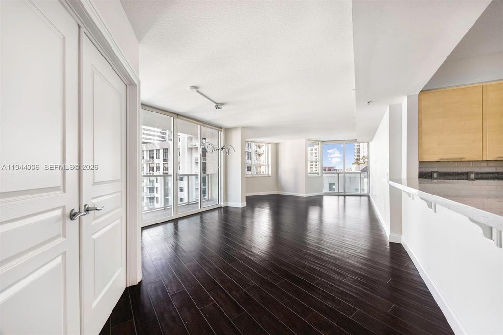 Photo of 350 SE 2nd St #870, Fort Lauderdale, FL 33301 (MLS # A11944006)