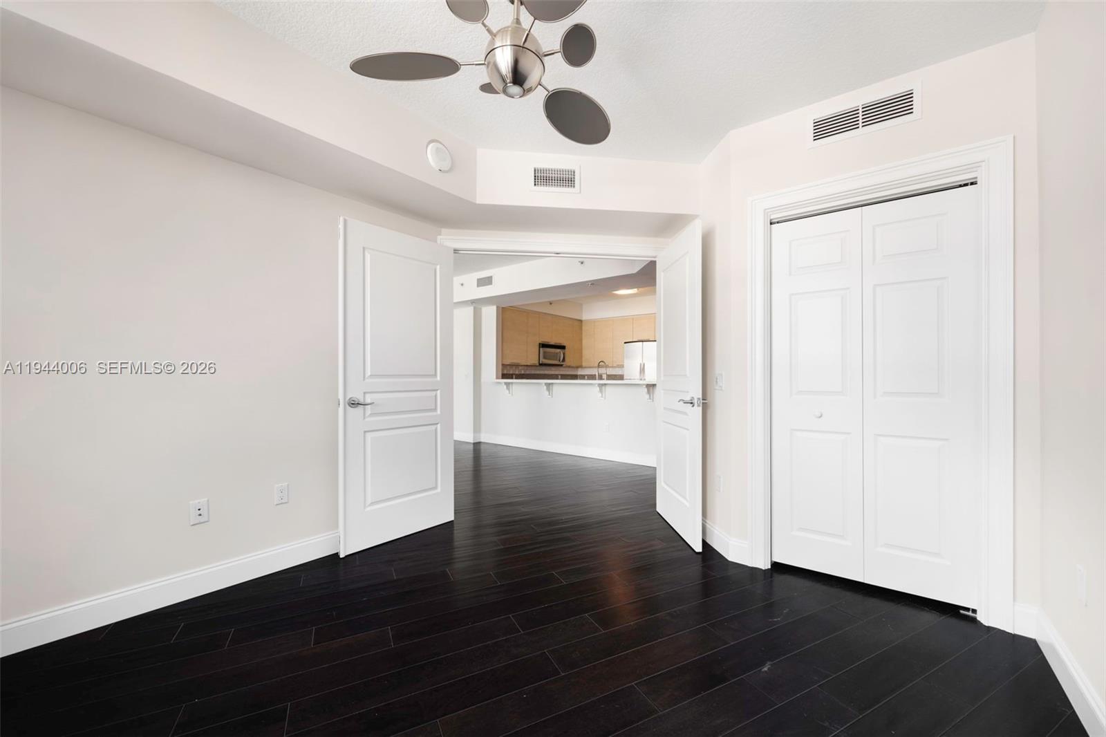 350 LAS OLAS PLACE CONDO - Residential