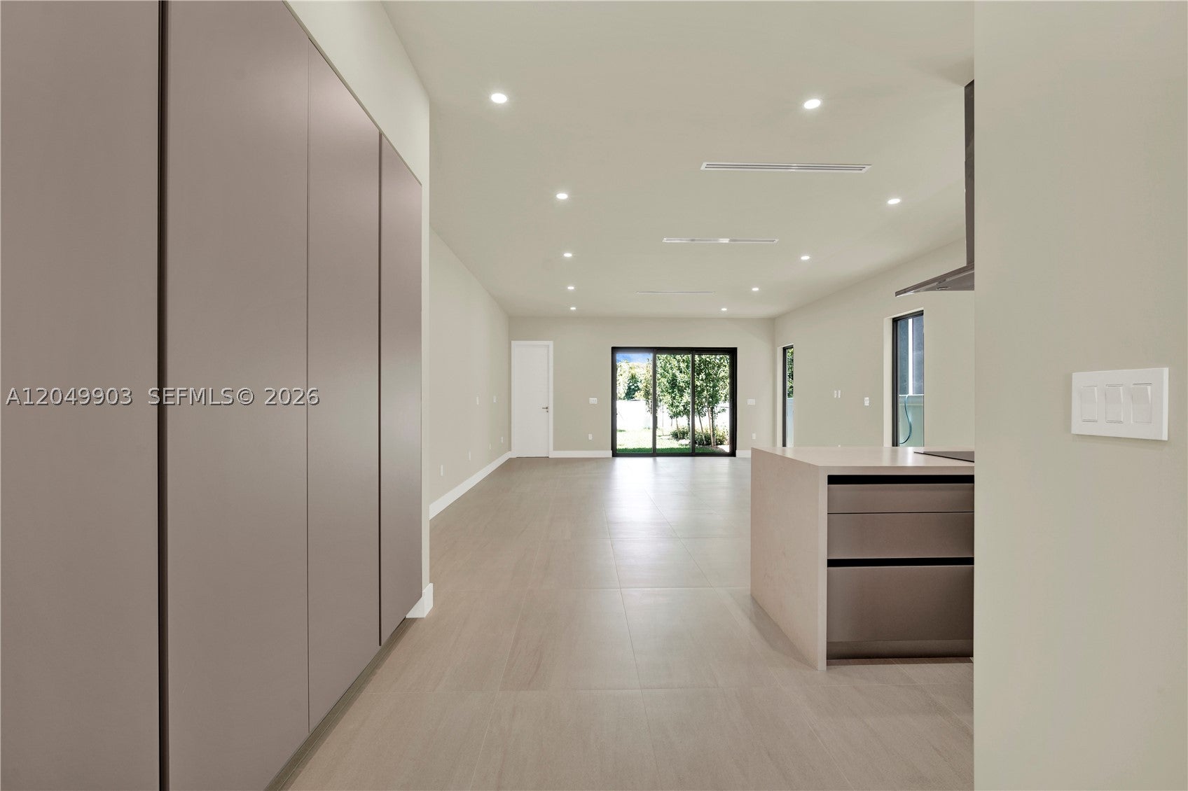 2889 SW 35th Ave 2889
