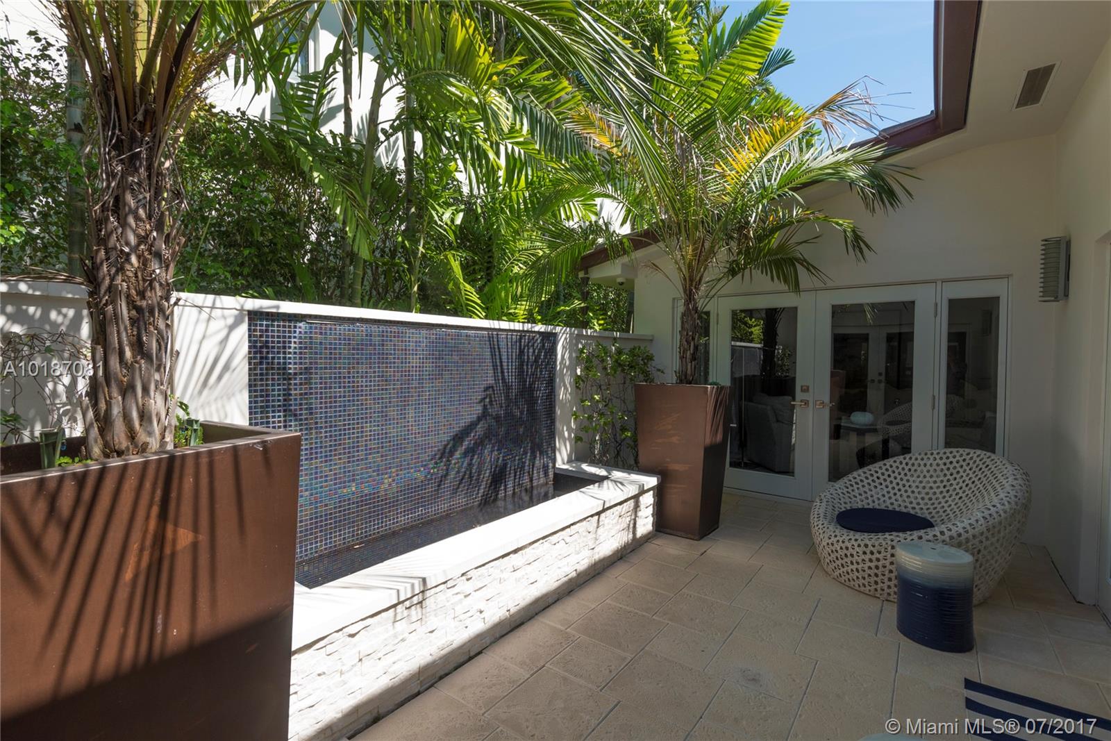 HIBISCUS ISLAND - Residential