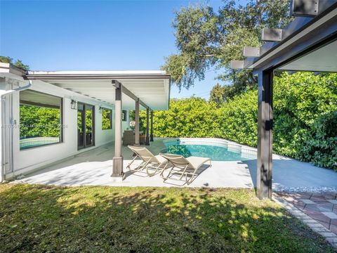 A home in Biscayne Park