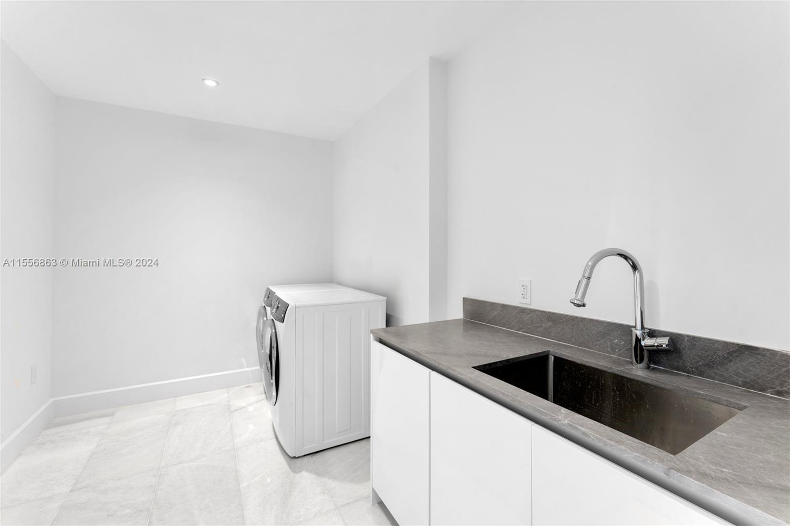 MISSONI BAIA - Residential Lease