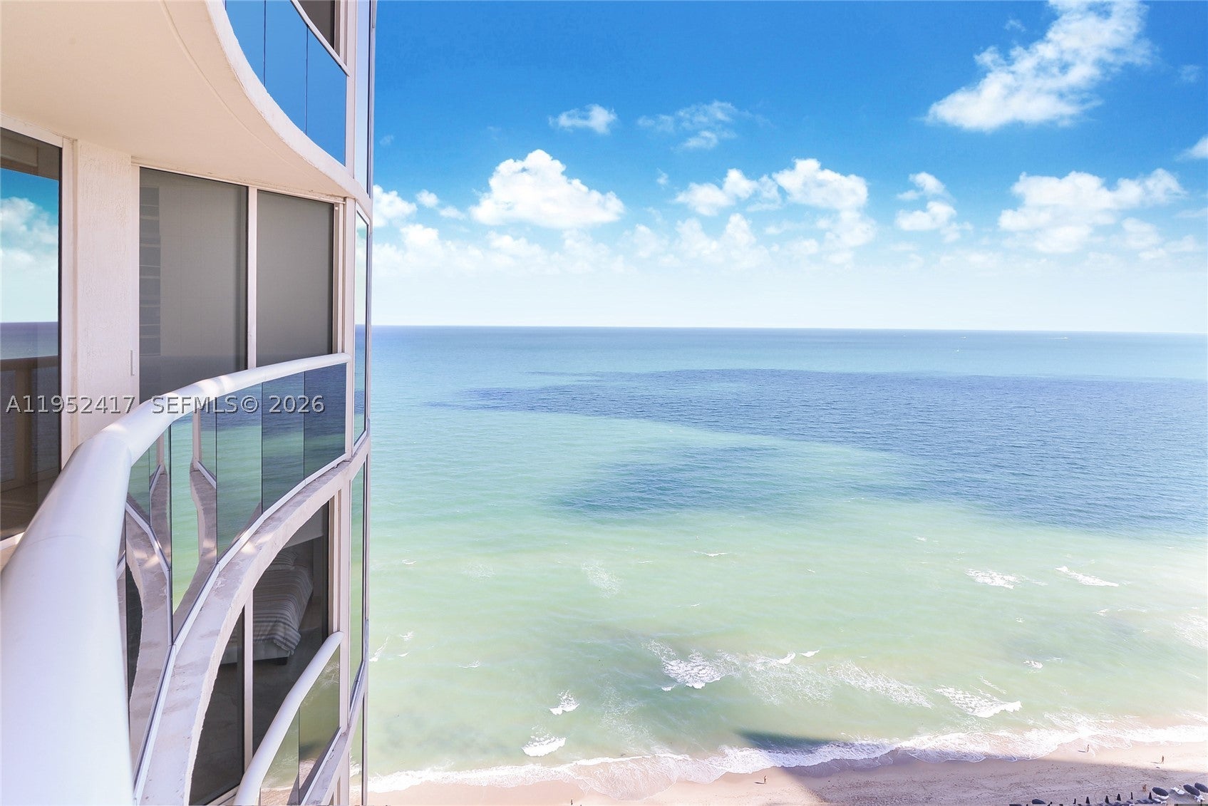 17201 Collins Ave+DEN 1403