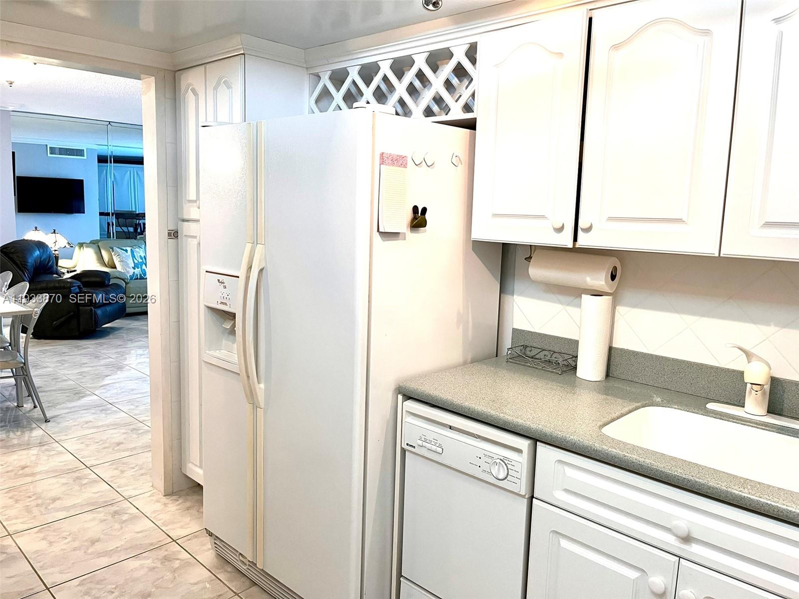 PARKER DORADO CONDO - Residential