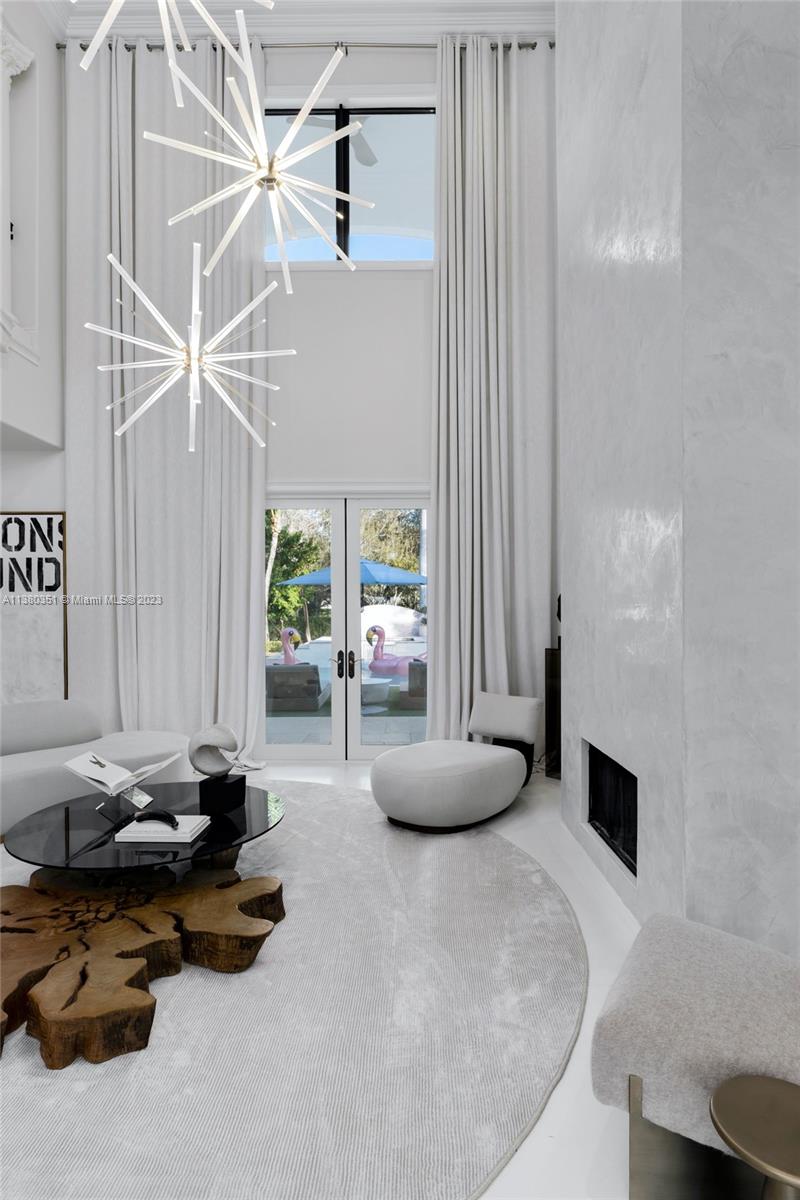 FARMERS ACRES - Residential